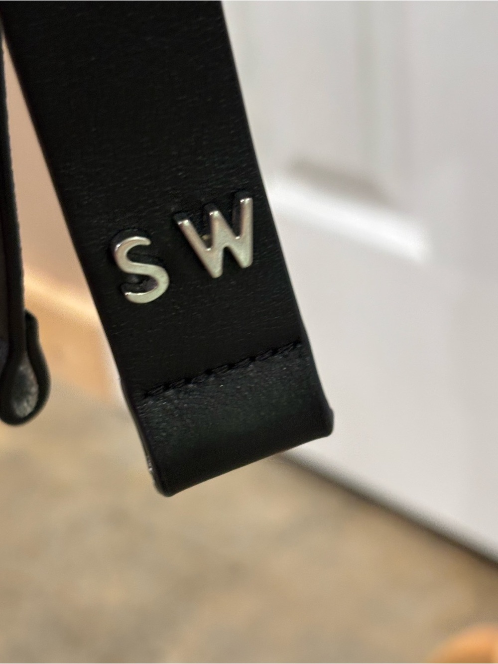 STUART WEITZMAN BLACK LEATHER SHOULDER BAG WITH POUCH - Picture 4 of 8